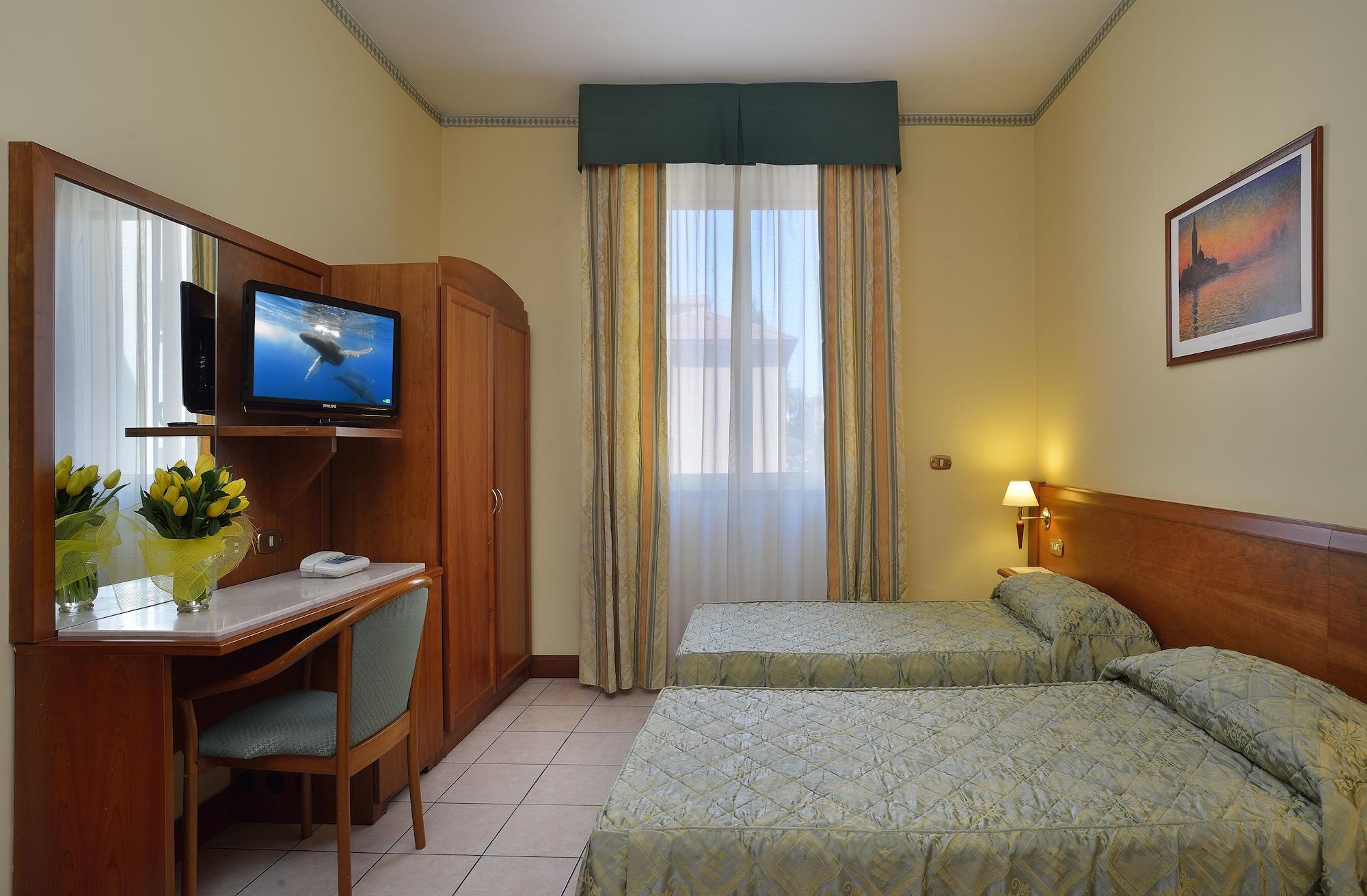 Astor Hotel Bologna Luaran gambar