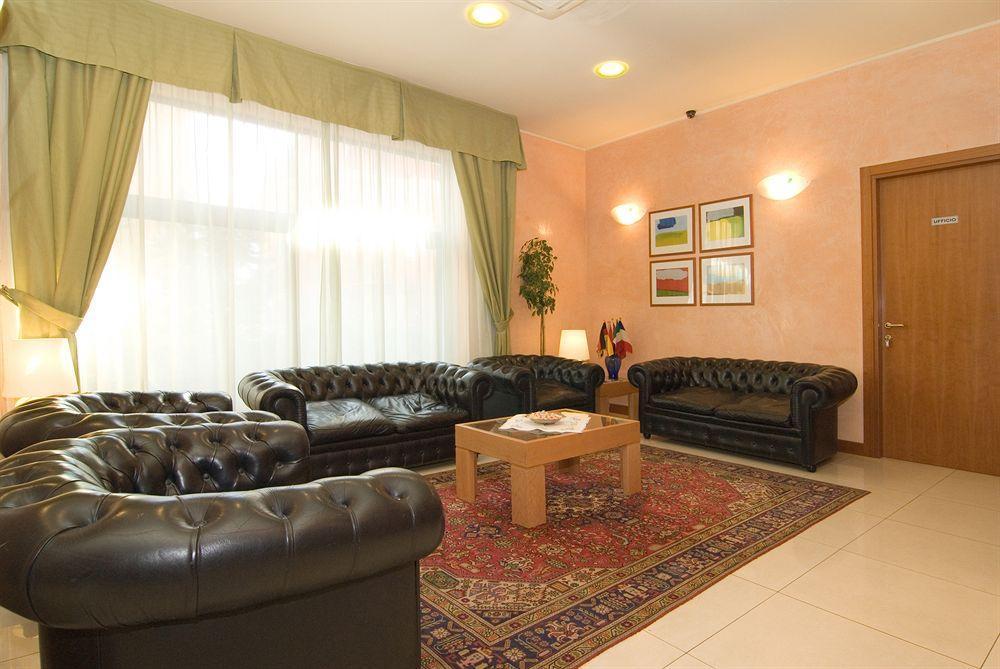 Astor Hotel Bologna Luaran gambar
